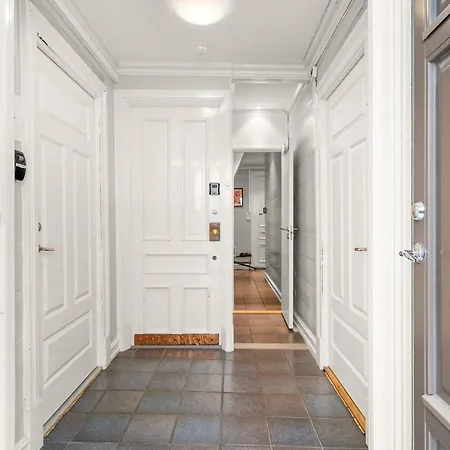 Bb I 4 Spacious Bedrooms In Centre Lejlighed Bergen